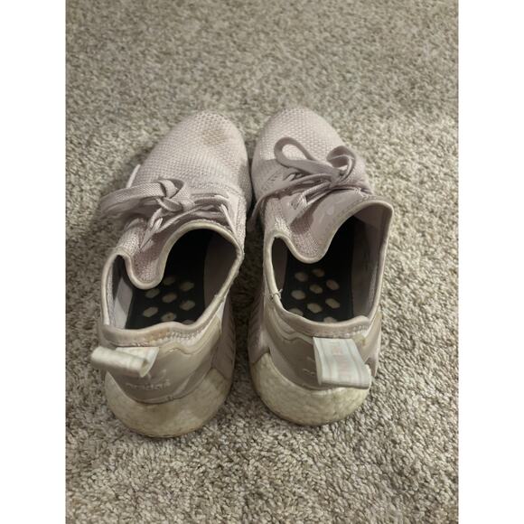 Women’s Baby Pink Adidas NMD size 8 (small stain on toe of shoe) - Picture 5 of 7